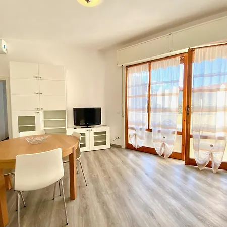 Elisa Apartment San Vincenzo